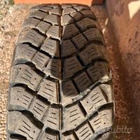 4 gomme e 4 cerchi trak silca panda 175 65 R15