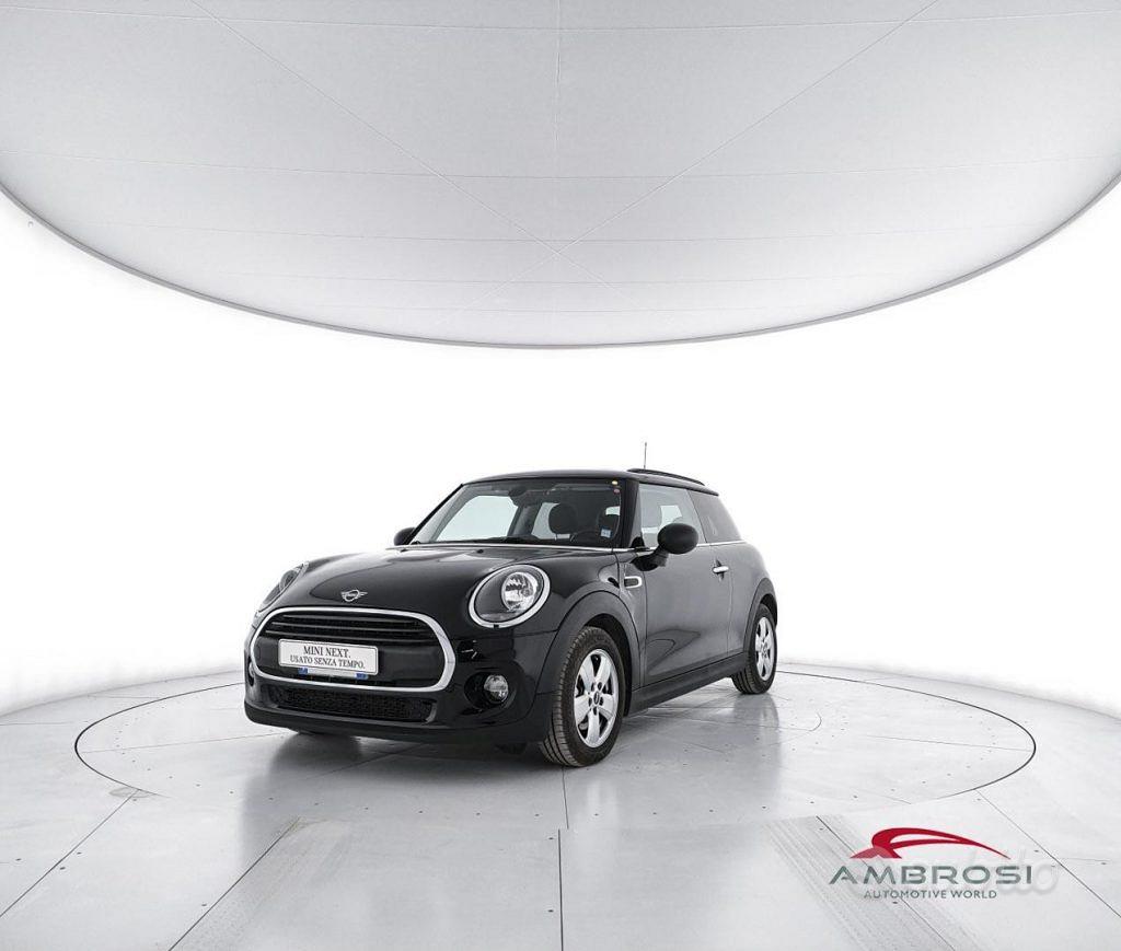 Mini Mini 5ª serie (F66)