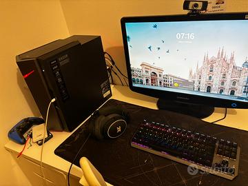 postazione pc gaming completa