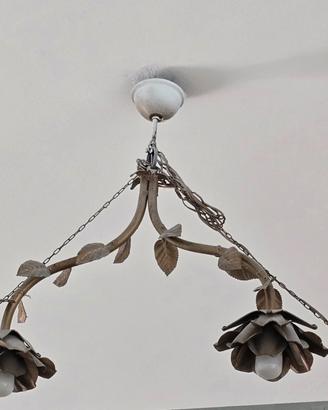 Lampadario artigianale vintage in ottone floreale
