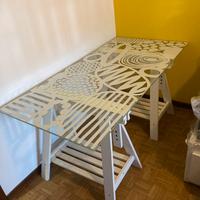 Scrivania di vetro ikea