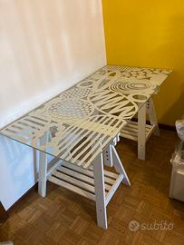 Scrivania di vetro ikea