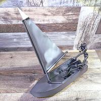 Scultura viti e bulloni BARCA a VELA.