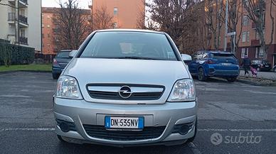 Meriva 2008 170000km neopatentati