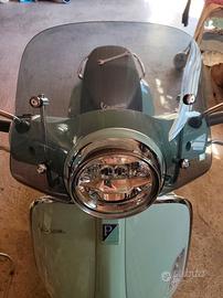  Parabrezza piccolo originale Vespa.
