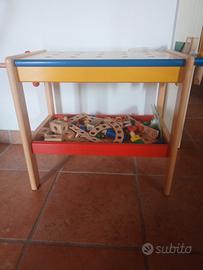 gioco costruire con il legno