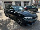 bmw-318-d-touring-m-sport-panorama-total-black-far