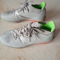 Scarpe Kipsta calcetto Nuov