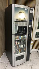 Distributore automatico saeco