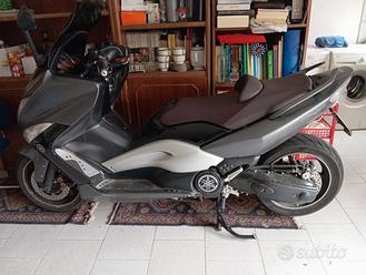 Yamaha T Max - 2008