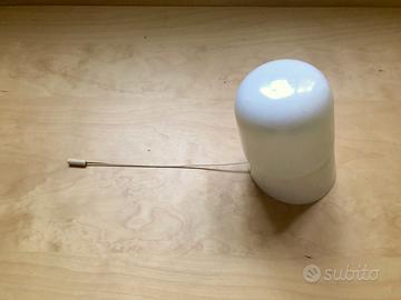 Luce da parete con cordicella per accensione