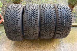 Pneumatici invernali Bridgestone – 225/40 R19 93W