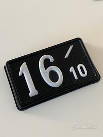 Numero civico palazzo di Milano