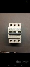 Interruttore magnetotermico 