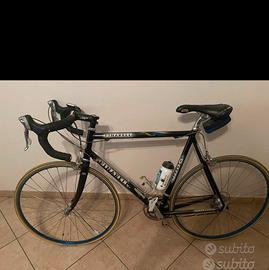 Bicicletta Pinarelli anni 2000’ come nuova