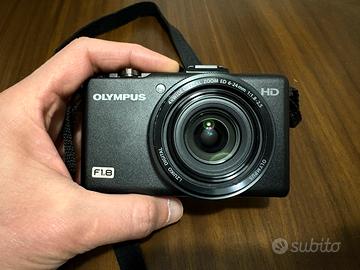 Olympus XZ-1 - Sensore CCD + Custodia Originale