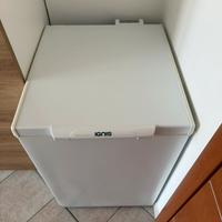 Congelatore a pozzetto 133L