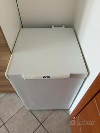 Congelatore a pozzetto 133L