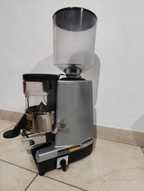 Macina caffè con dosatore