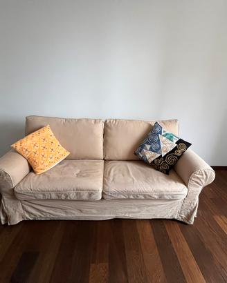Divano letto con pouf