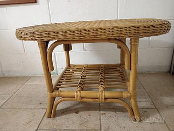 Tavolino in rattan