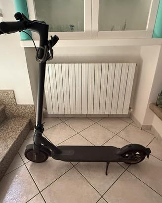 Monopattino elettrico Xiaomi pro 2