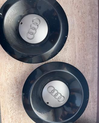 4 coprimozzo Originali Audi A2 140mm Neri