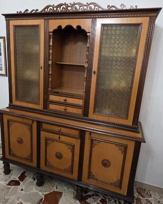 Mobile Credenza con Vetrina e Scomparti Vintage