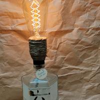 lampada con bottiglia roku gin
