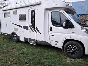 camper mobilvetta semintegrale p84