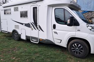 camper mobilvetta semintegrale p84