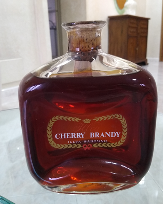 Cherry Brandy ILLVA SARONNO decanter liquore