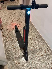 Ninebot E25E + batteria aggiuntiva originale