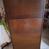 Scarpiera arte povera