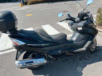 Suzuki Burgman 400 K7