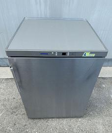 Congelatore Liebherr in acciaio inox