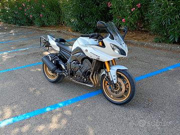 Fazer 800