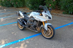 Fazer 800