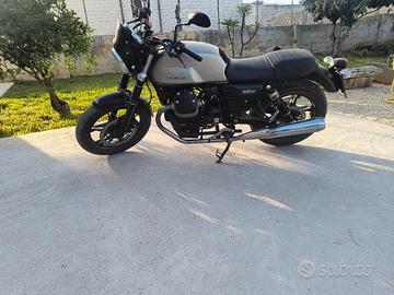 Moto Guzzi V7 II  del 2016