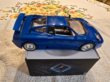 Bugatti burago EB 110 1991 1/18