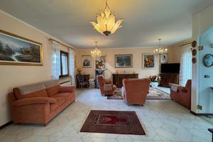 PORZIONE DI BIFAMILIARE A FELTRE