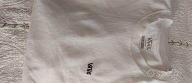 maglietta bianca nuova vans