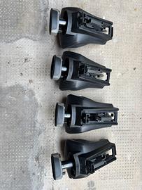 Set di 4 attacchi Thule Rapid System 757