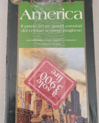 Libro America di Kafka (con cellophane)