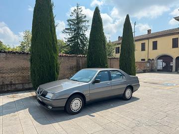 Alfa Romeo 164