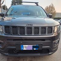 Jeep Compass modello Night Eagle