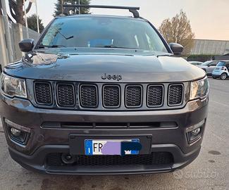 Jeep Compass modello Night Eagle