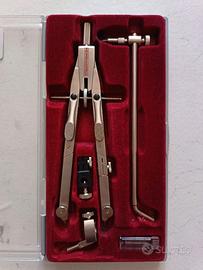 COMPASSO a balaustrone Iron in ottone