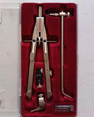 COMPASSO a balaustrone Iron in ottone