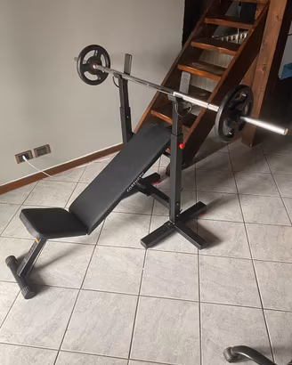 Panca pesi e bilanciere